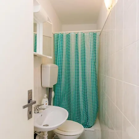 Nikola- Single With Terrace And Sea View Apartman *
