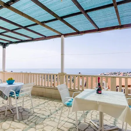 Nikola- Single With Terrace And Sea View Dubrovník